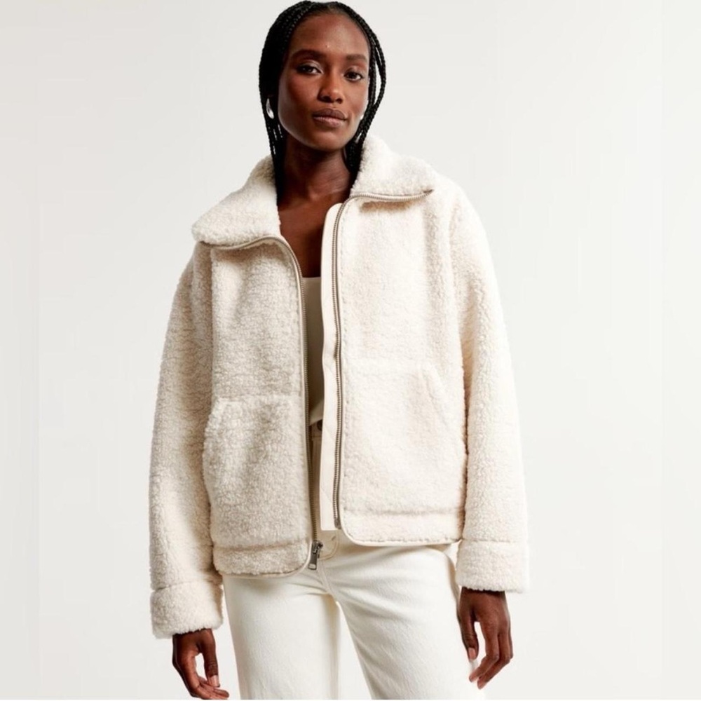 Abercrombie & Fitch Off-White Teddy Jacket